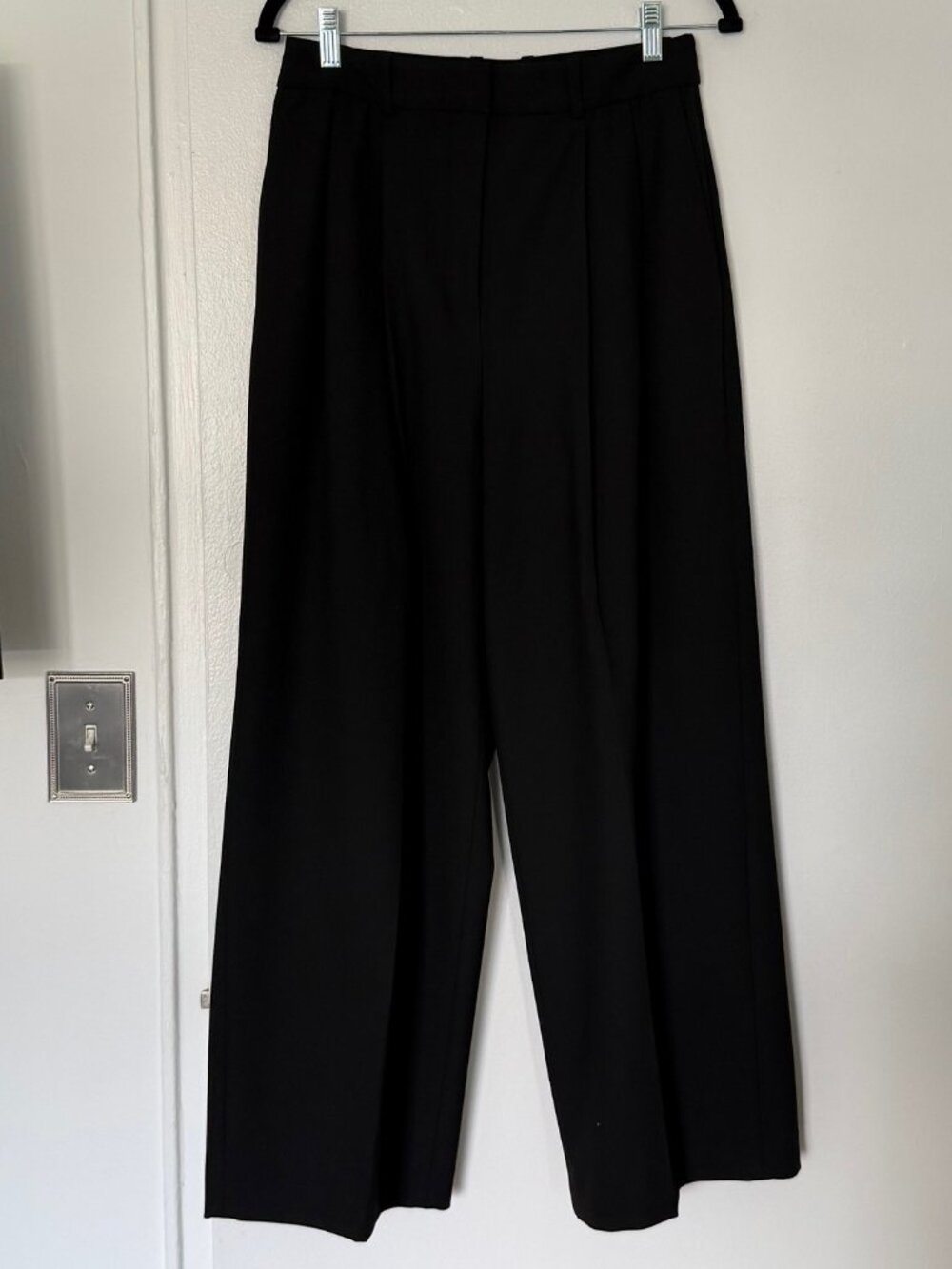 ARITZIA LAVISH PANTS IN BLACK SIZE 4 - Picture 9 of 11
